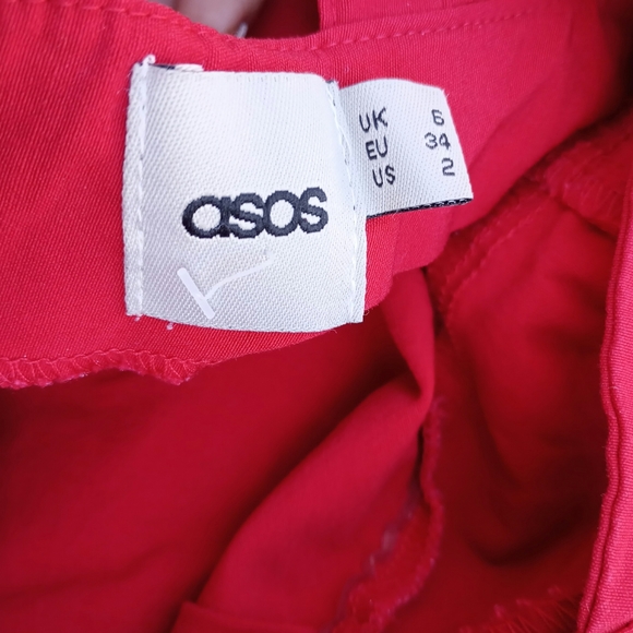 Stunning ASOS size 6 dress. - Picture 3 of 3